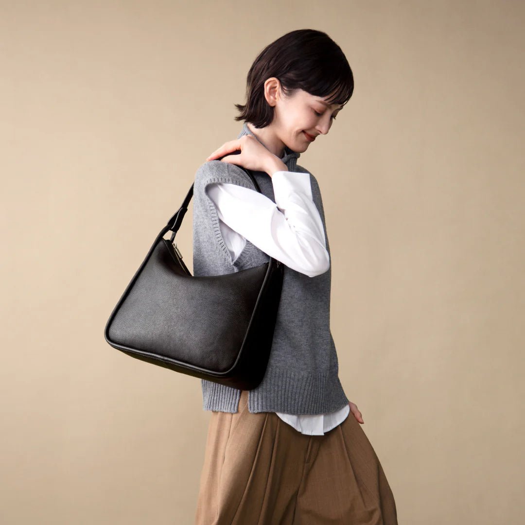 Big Milling Square Tote - Image 5