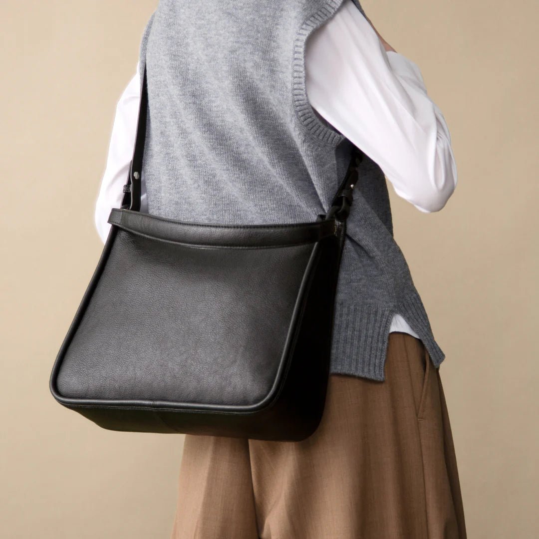 Big Milling Square Tote - Image 6
