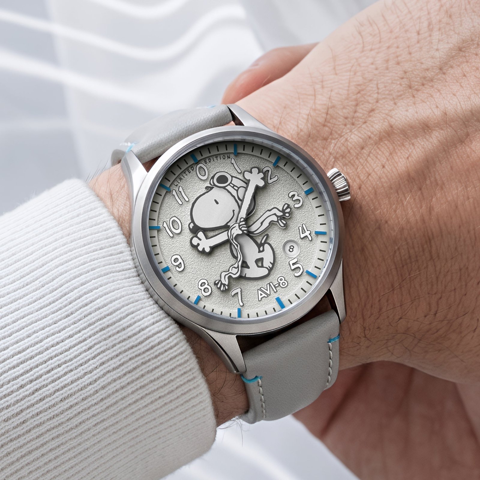 AVI-8 Flyboy Engineer Automatic Peanuts Snoopy Flying Ace Monotone Limited Edition Cloud Cover - Image 2