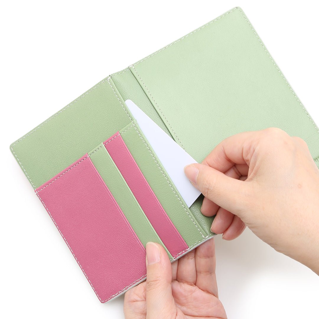 Haru-urara Passport Case - Image 4