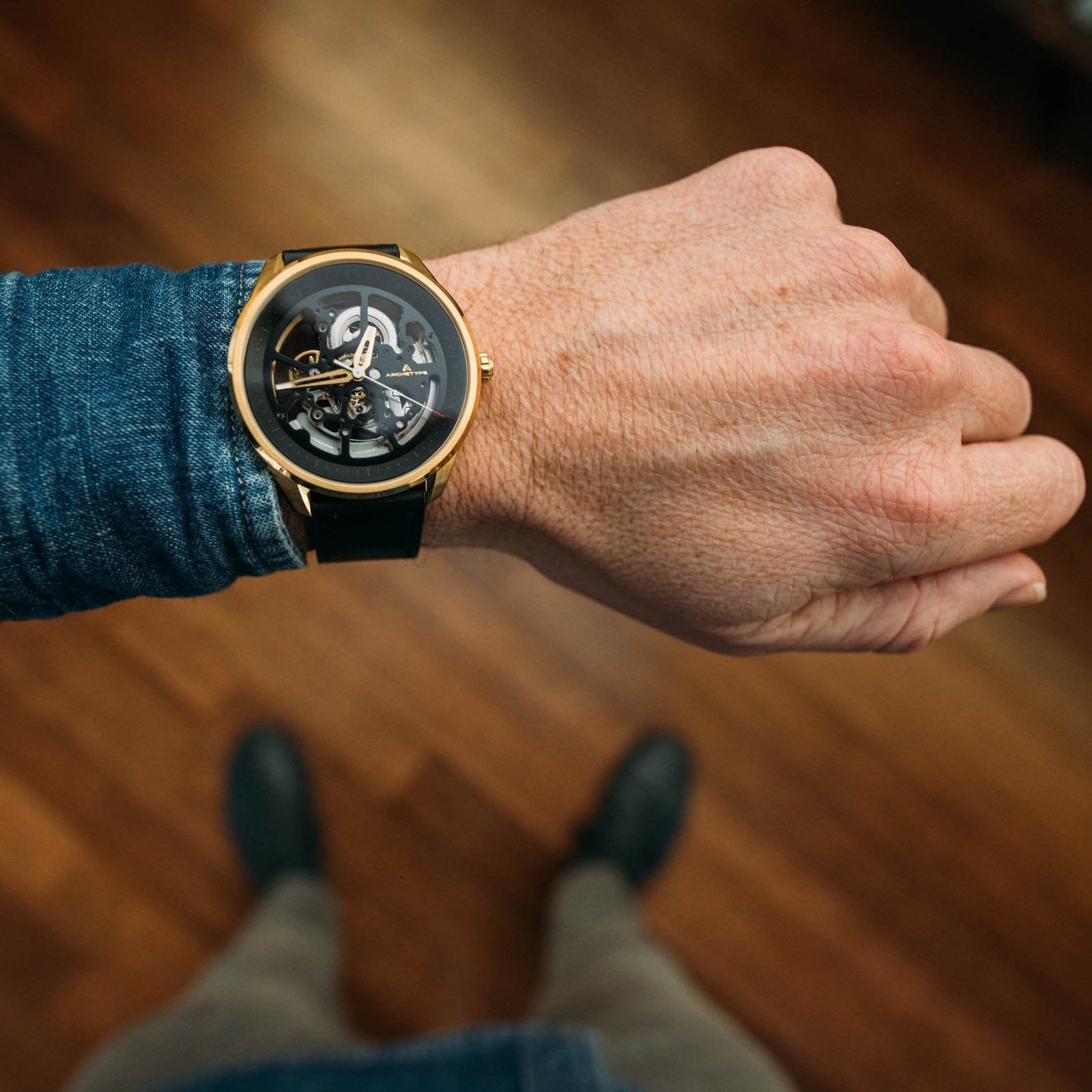 Archetype Nemesis Automatic Gold Black - Image 5
