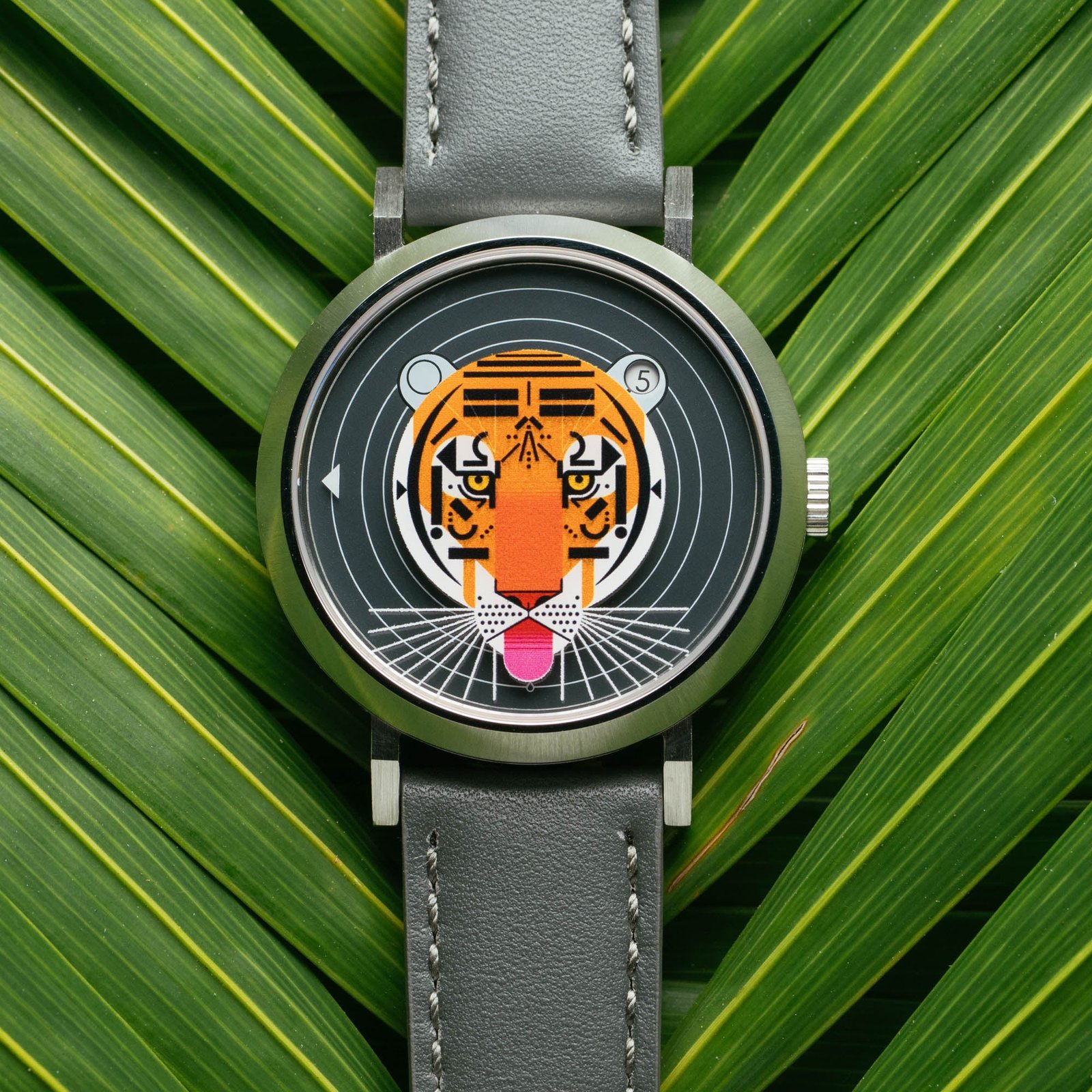 Asterisk x Charley Harper Cool Carnivore Jump Hour Automatic - Image 6