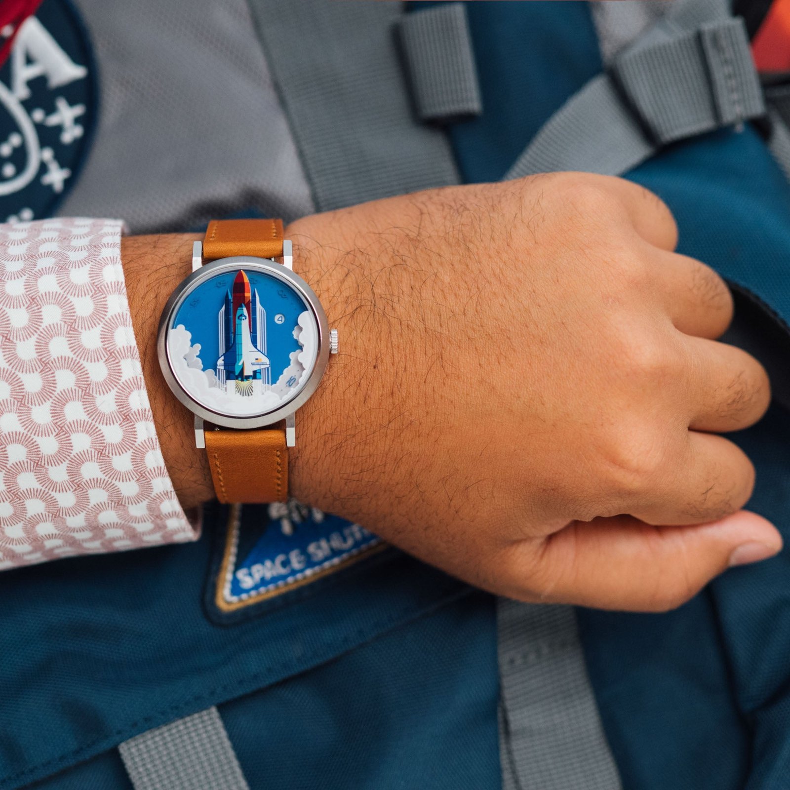 Asterisk Space Shuttle Jump Hour Automatic Limited Edition - Image 5