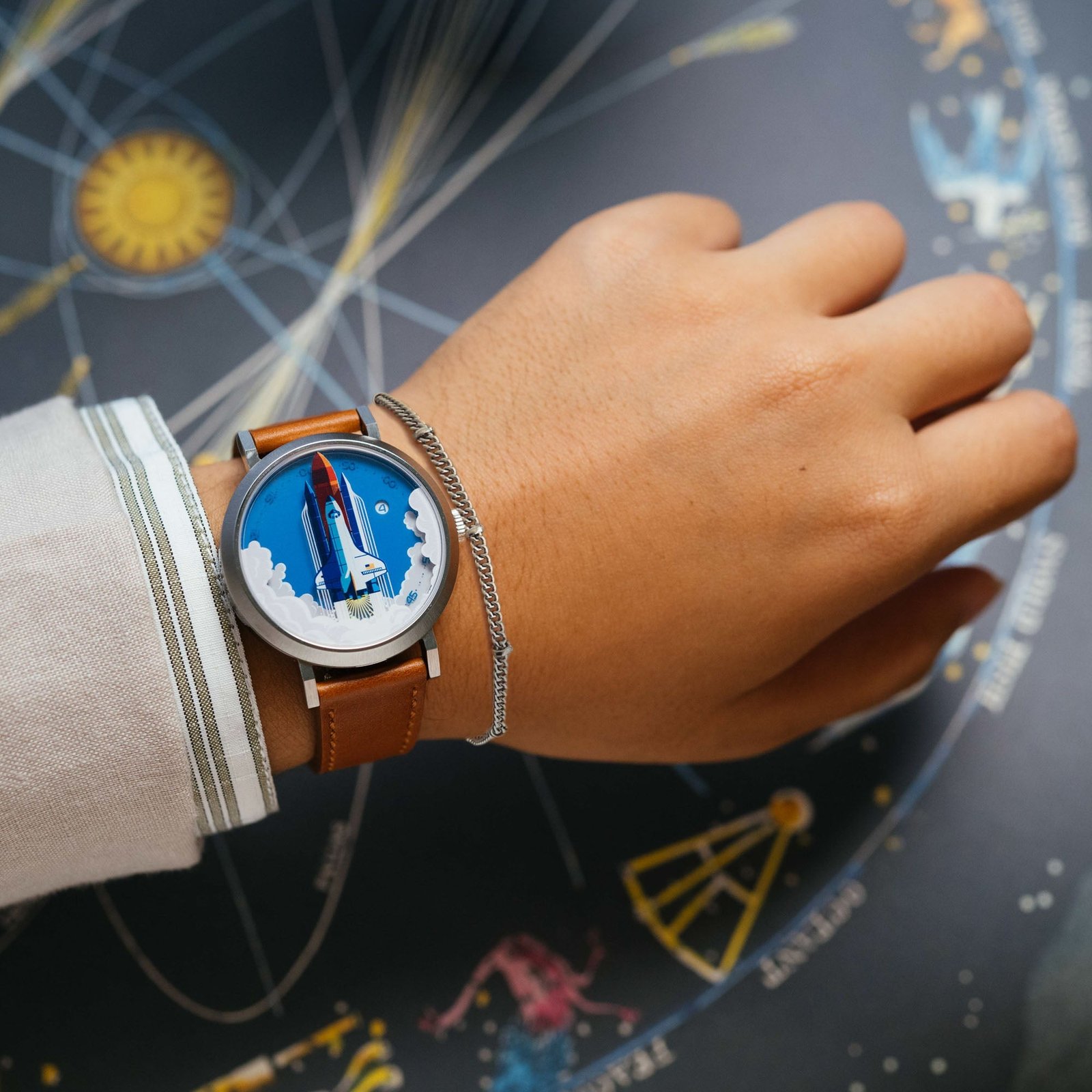 Asterisk Space Shuttle Jump Hour Automatic Limited Edition - Image 6
